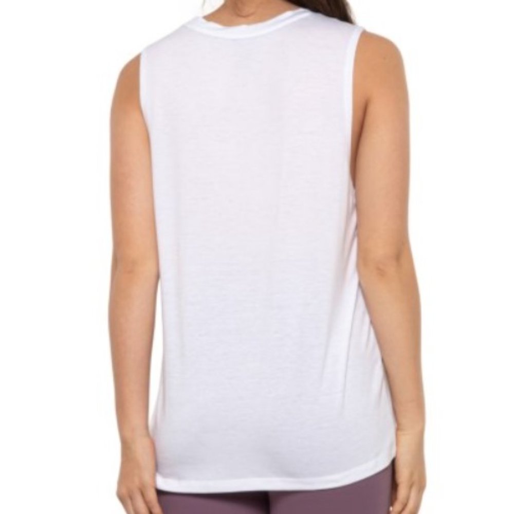 ❌SOLD❌NWT Reebok Muscle Top - Picture 5 of 9